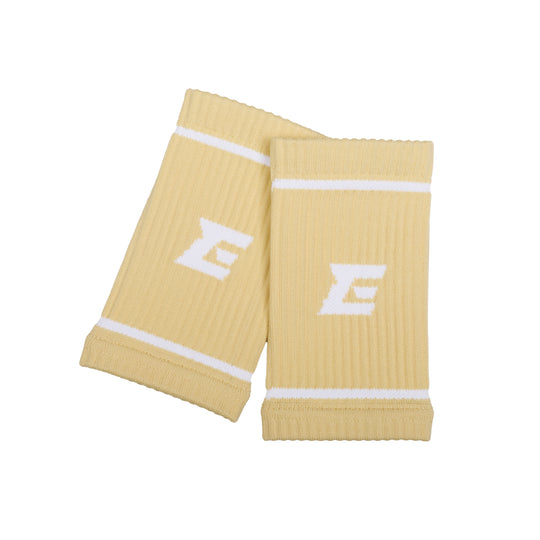 Kremowe opaski na rękę do treningu przekrojowego